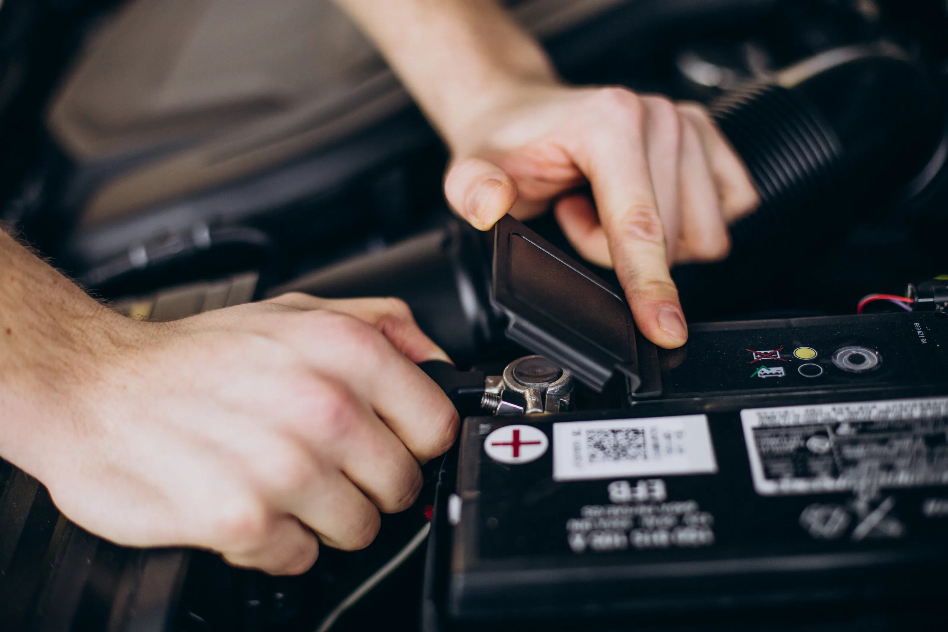 ¿Cuándo cambiar la batería de tu auto? Señales que no debes ignorar